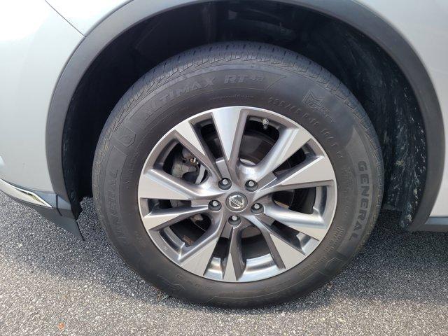 Photo of 2016 Brilliant Silver Nissan Murano Hybrid