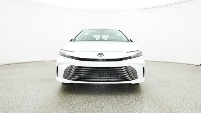 Photo of 2025 Pearl Toyota Camry