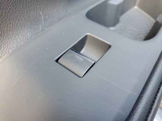 Photo of 2025 Cloud 9 White Toyota Grand Highlander