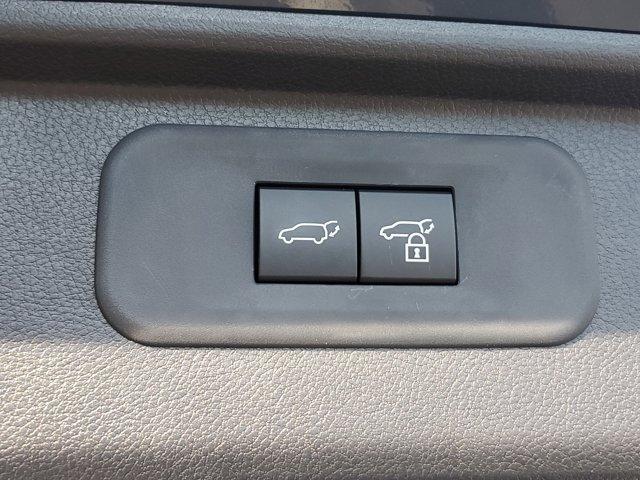 Photo of 2025 Cloud 9 White Toyota Grand Highlander