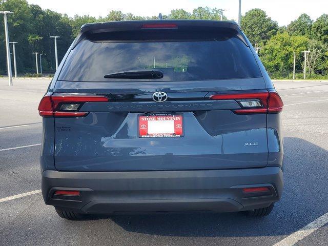 Photo of 2025 Cloud 9 White Toyota Grand Highlander