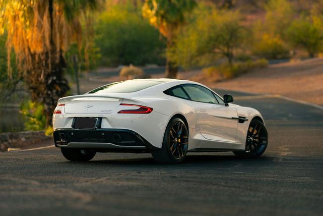 Photo of 2015 Stratus White Aston Martin Vanquish