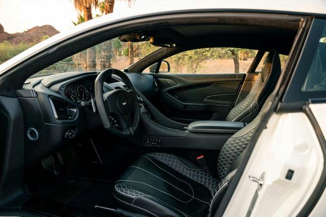 Photo of 2015 Stratus White Aston Martin Vanquish