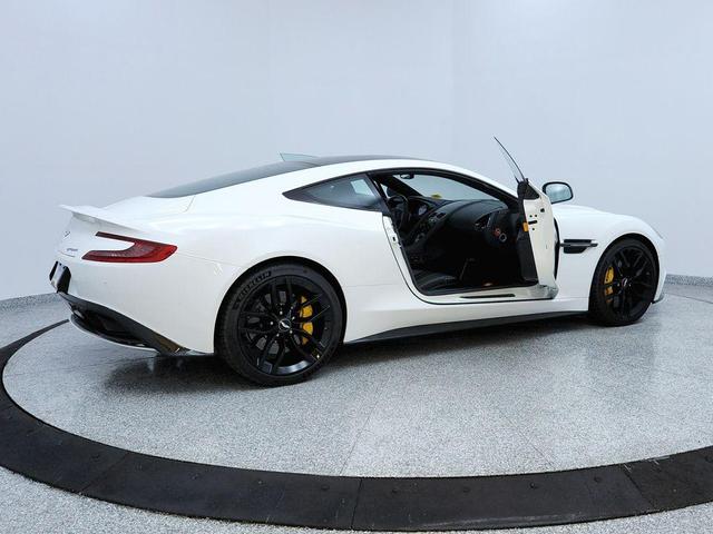 Photo of 2015 Stratus White Aston Martin Vanquish