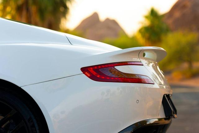 Photo of 2015 Stratus White Aston Martin Vanquish