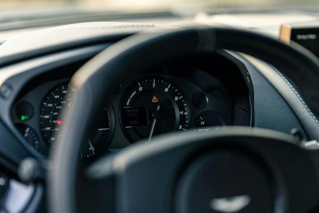 Photo of 2015 Stratus White Aston Martin Vanquish