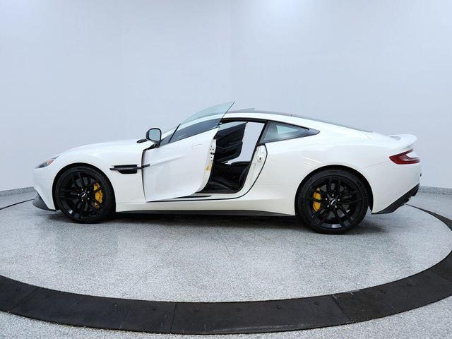 Photo of 2015 Stratus White Aston Martin Vanquish
