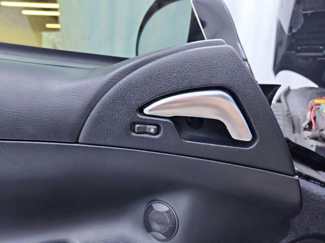 Photo of 1999 Viper Black Clearcoat Dodge Viper