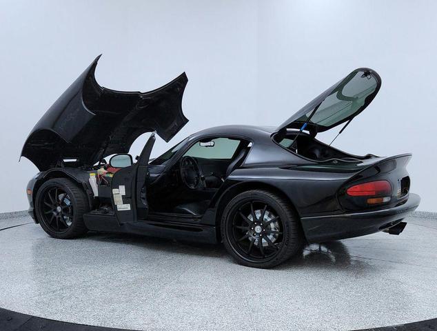 Photo of 1999 Viper Black Clearcoat Dodge Viper
