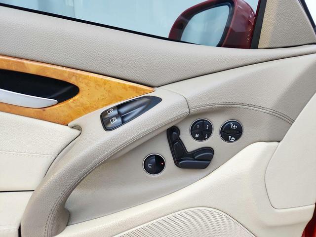 Photo of 2003 Magma Red Mercedes-Benz SL-Class