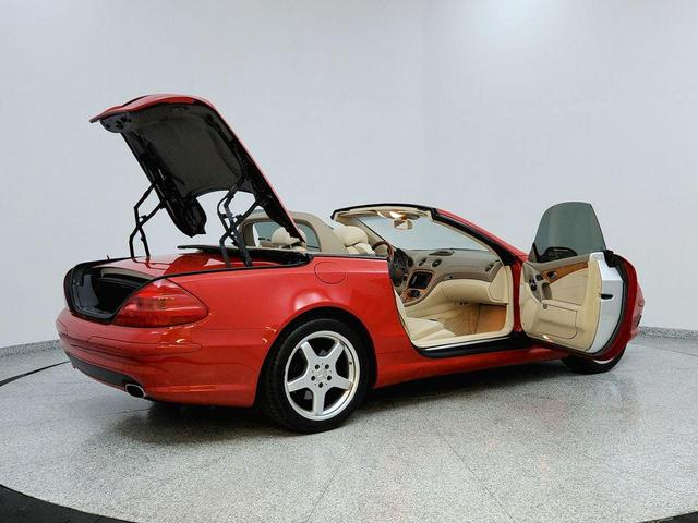 Photo of 2003 Magma Red Mercedes-Benz SL-Class