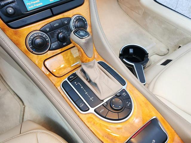 Photo of 2003 Magma Red Mercedes-Benz SL-Class