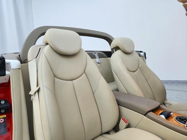 Photo of 2003 Magma Red Mercedes-Benz SL-Class