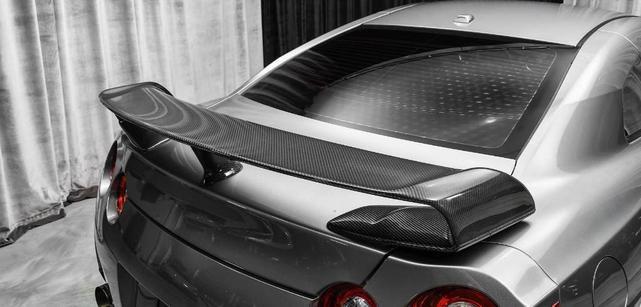 Photo of 2015 Gun Metallic Nissan GT-R