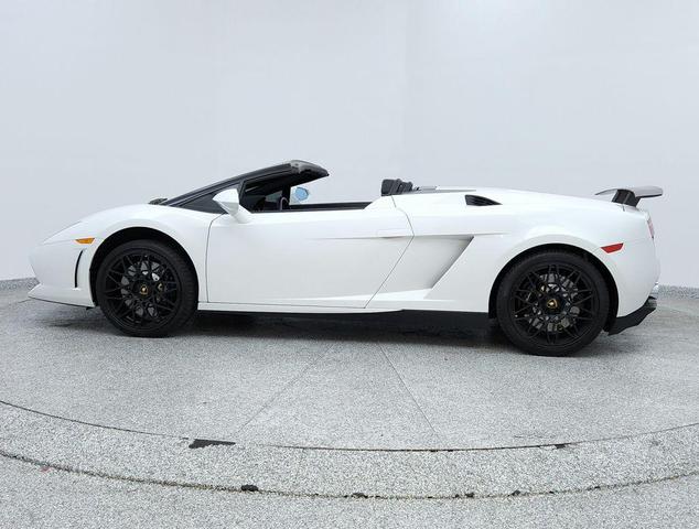 Photo of 2013 Bianco Canopus/Arancio Argos Lamborghini Gallardo