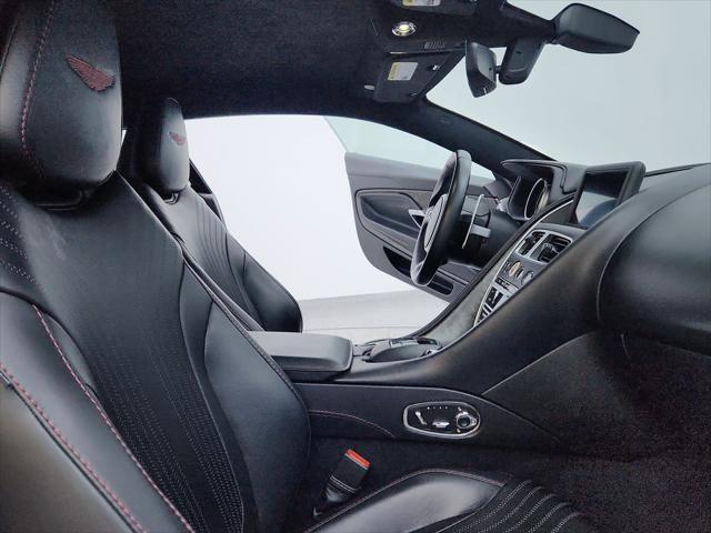 Photo of 2018 Stratus White Aston Martin DB11
