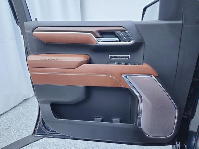 Photo of 2024 Titanium Rush Metallic GMC Sierra 1500