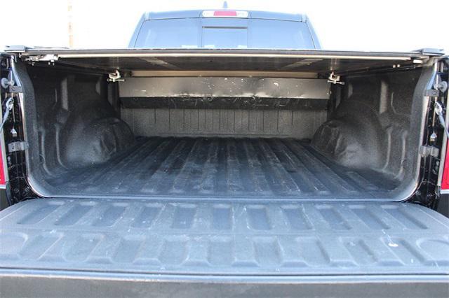 Photo of 2021 Diamond Black Crystal Pearlcoat RAM 1500