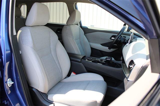 Photo of 2021 Caspian Blue Metallic Nissan Rogue