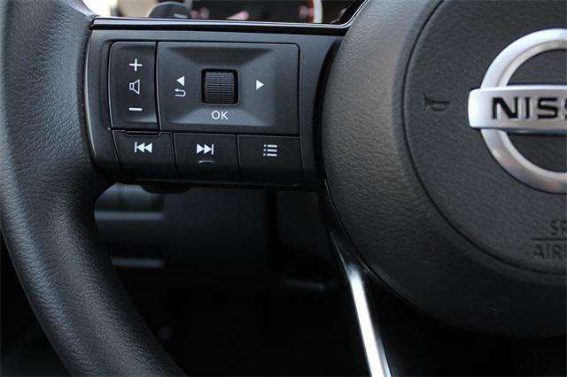 Photo of 2021 Caspian Blue Metallic Nissan Rogue