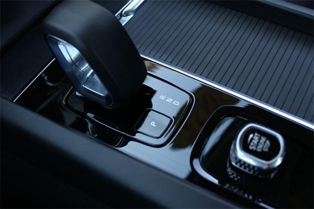 Photo of 2025 No Color Volvo S60
