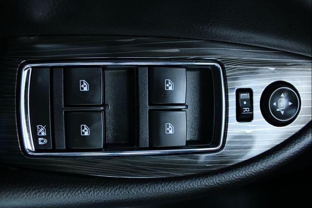Photo of 2019 Blue Velvet Metallic Chevrolet Impala
