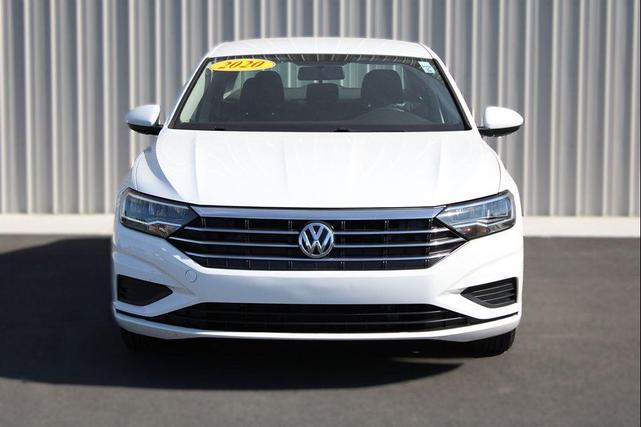 Photo of 2020 Pure White Volkswagen Jetta
