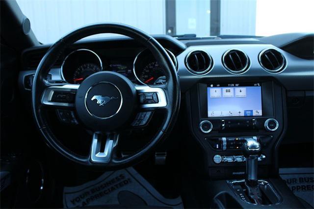 Photo of 2017 White Platinum Metallic Tri-Coat Ford Mustang