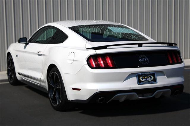 Photo of 2017 White Platinum Metallic Tri-Coat Ford Mustang