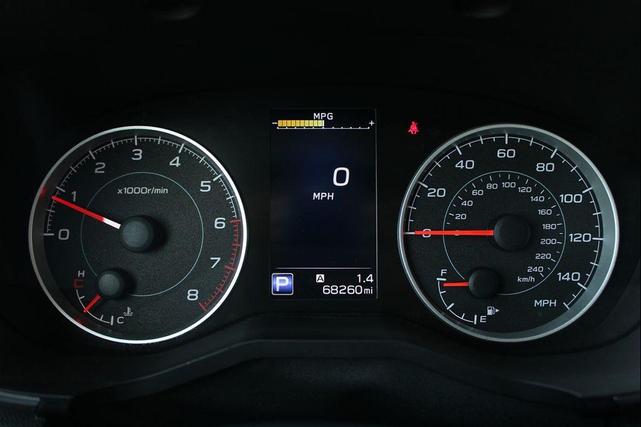 Photo of 2022 Ice Silver Metallic Subaru Ascent