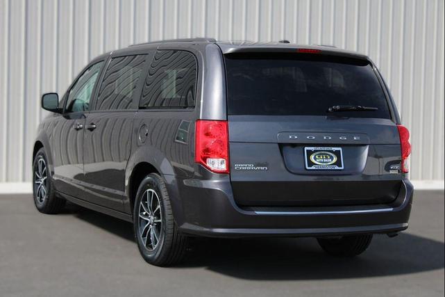 Photo of 2019 Granite Pearlcoat Dodge Grand Caravan