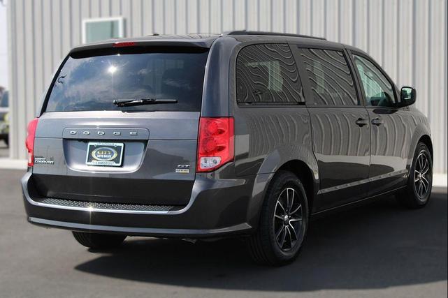Photo of 2019 Granite Pearlcoat Dodge Grand Caravan