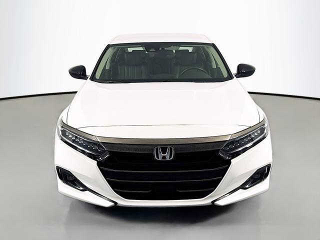 Photo of 2022 Platinum White Pearl Honda Accord