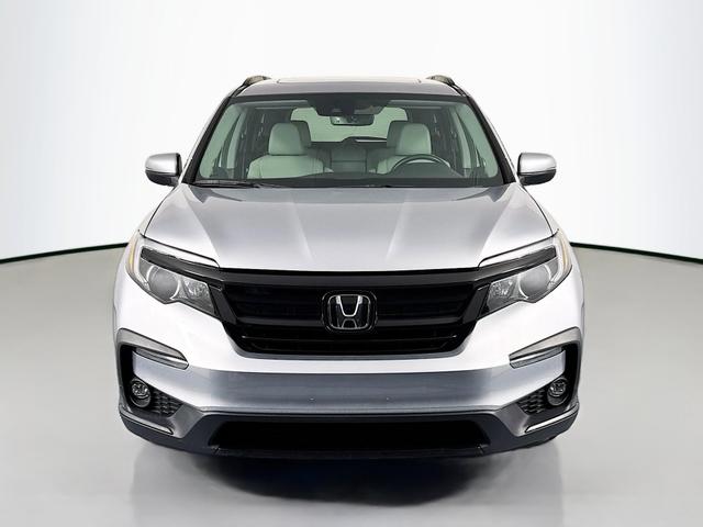 Photo of 2022 Lunar Silver Metallic Honda Pilot