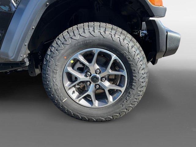 Photo of 2025 Black Clearcoat Jeep Wrangler