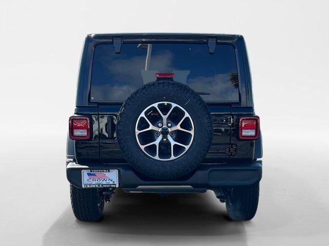 Photo of 2025 Black Clearcoat Jeep Wrangler