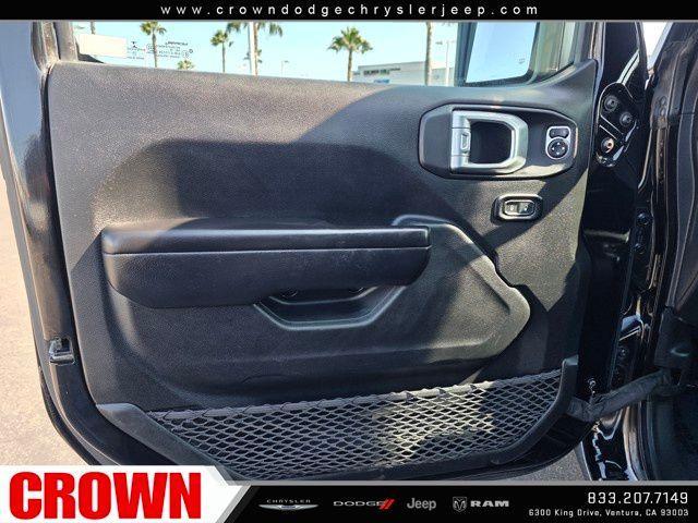 Photo of 2021 Black Clearcoat Jeep Wrangler Unlimited
