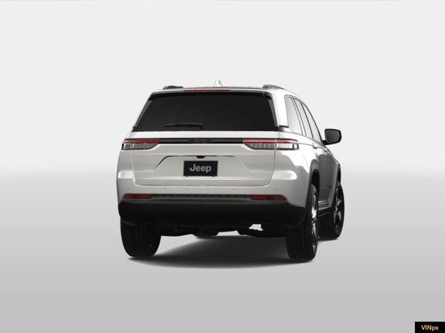 Photo of 2025 Bright White Clearcoat Jeep Grand Cherokee