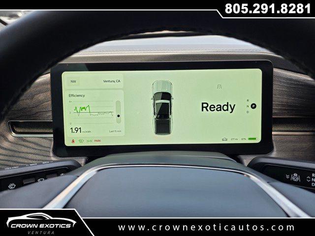 Photo of 2023 Silver Rivian R1T