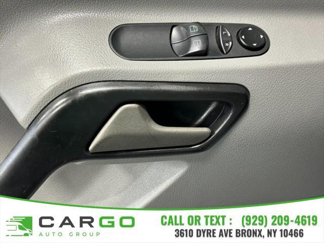 Photo of 2018 Arctic White Mercedes-Benz Sprinter 2500