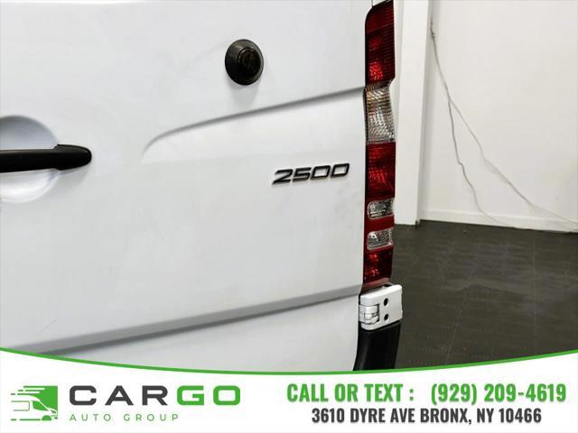 Photo of 2018 Arctic White Mercedes-Benz Sprinter 2500