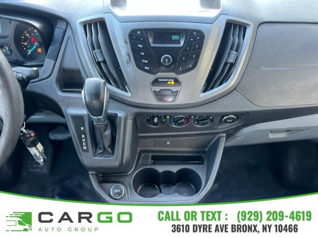 Photo of 2018 Oxford White Ford Transit-250