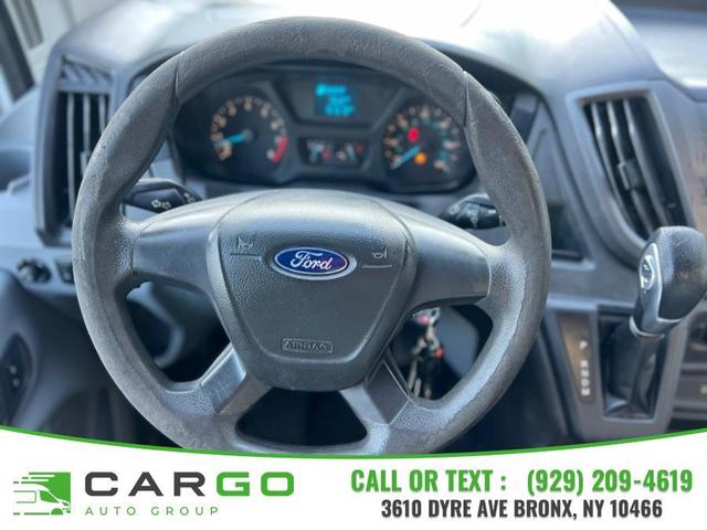 Photo of 2018 Oxford White Ford Transit-250