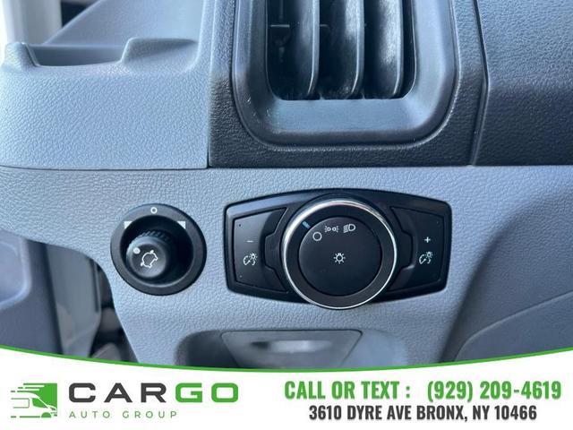 Photo of 2018 Oxford White Ford Transit-250
