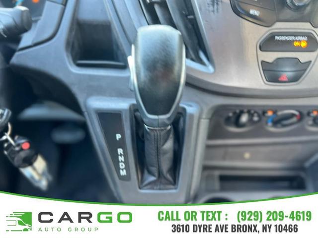 Photo of 2018 Oxford White Ford Transit-250