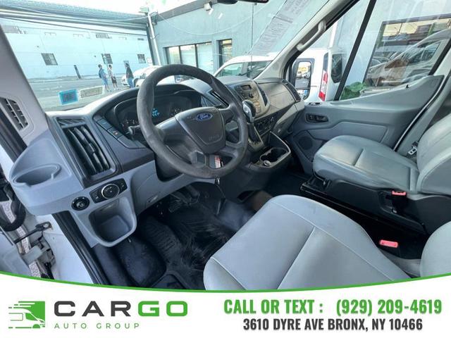 Photo of 2018 Oxford White Ford Transit-250