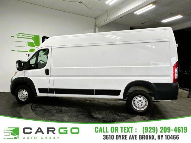 Photo of 2023 Bright White Clearcoat RAM ProMaster 2500