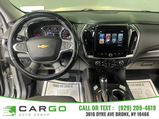 Photo of 2019 Gray Chevrolet Traverse