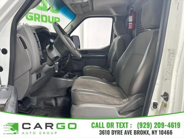 Photo of 2016 Glacier White Nissan NV Cargo NV1500