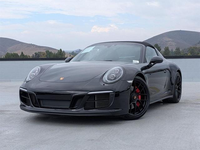 Photo of 2018 Jet Black Metallic Porsche 911